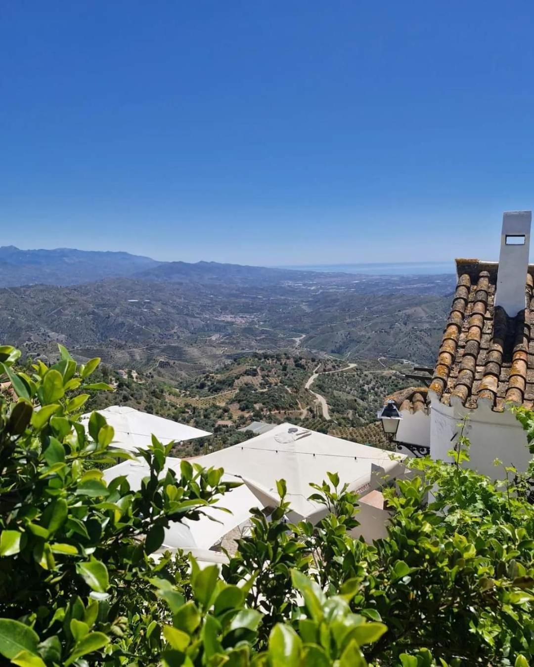 Hotel Rural Verde Oliva Comares Kültér fotó